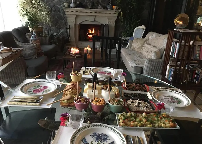 No 5 Bed & Breakfast 4*