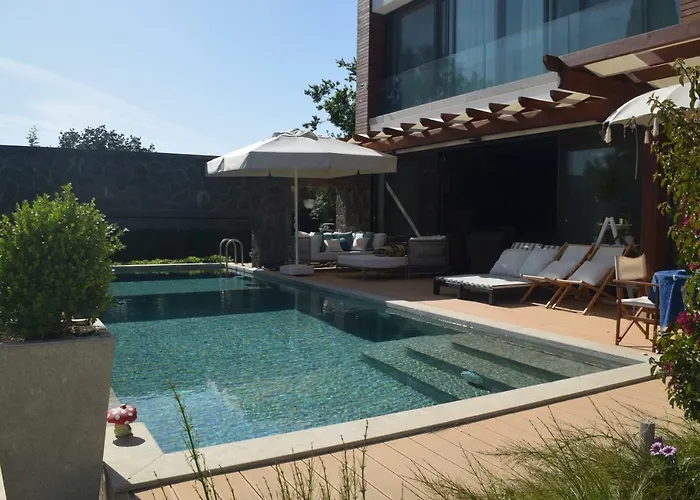 No 5 Bed and breakfast 4*