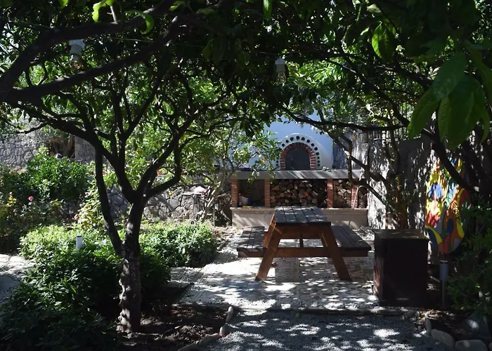 No 5 Couette-café 4*